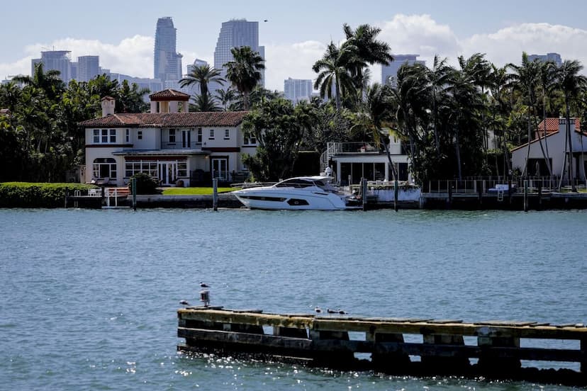 Florida’s Future: More Wealth, Higher Costs and Less Growth