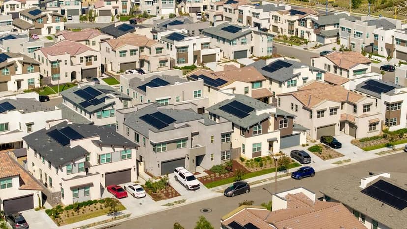 Mortgage rates move to highest level in 5 weeks, but homebuyers shake it off